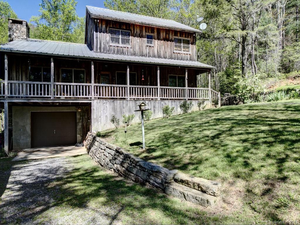 953 Oak Ridge Road Tuckasegee NC 28783