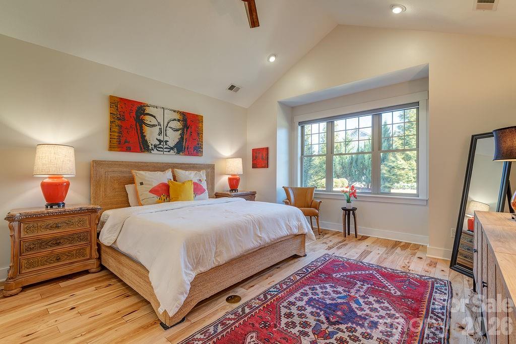 16 Holland Mountain View Asheville NC 28804