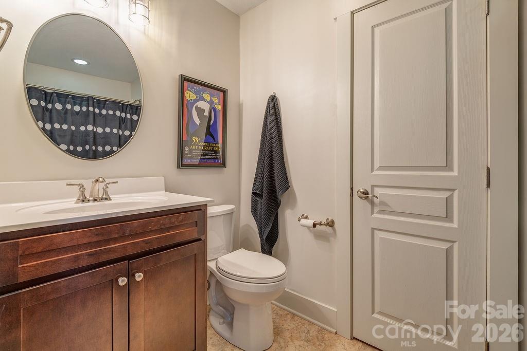 16 Holland Mountain View Asheville NC 28804