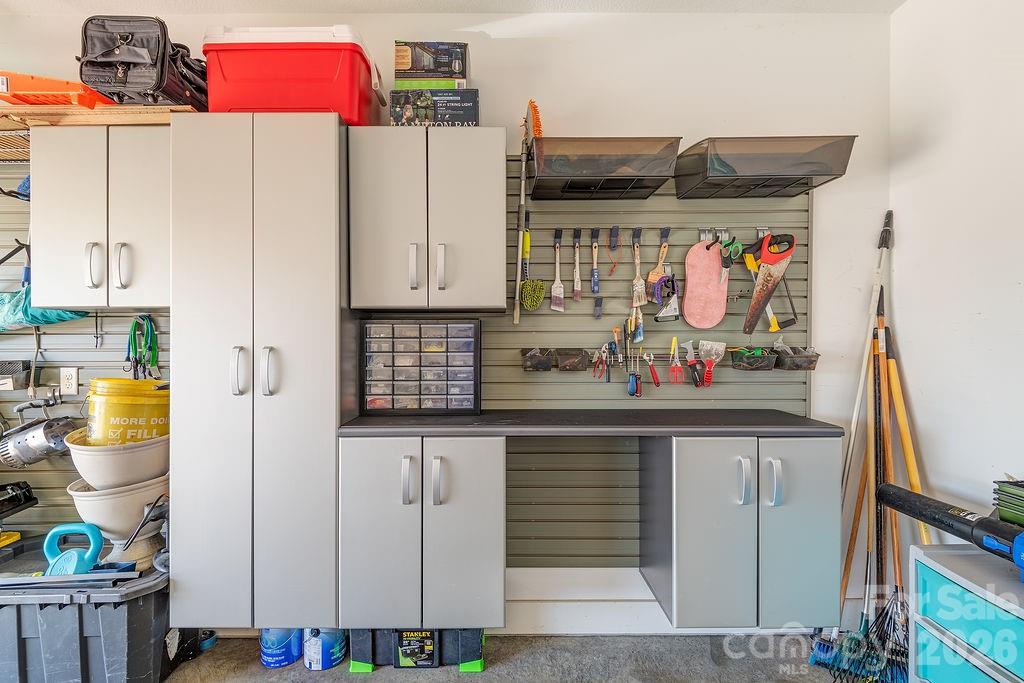 16 Holland Mountain View Asheville NC 28804