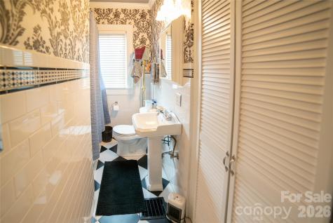 308 Beall Street NW Lenoir NC 28645