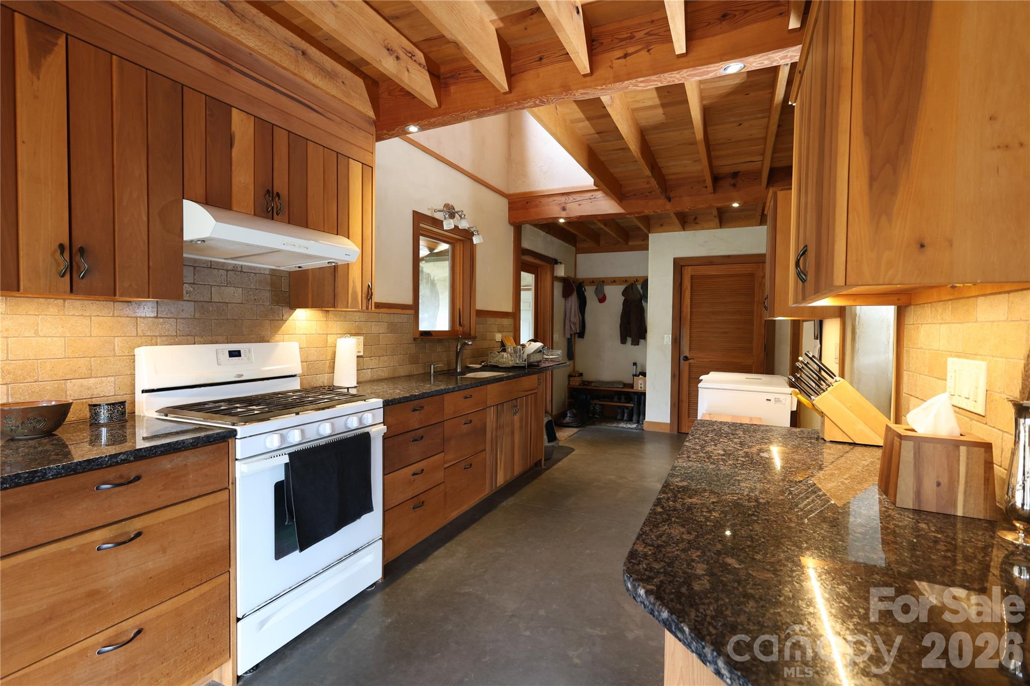 1422 Middle Fork Road Hendersonville NC 28792