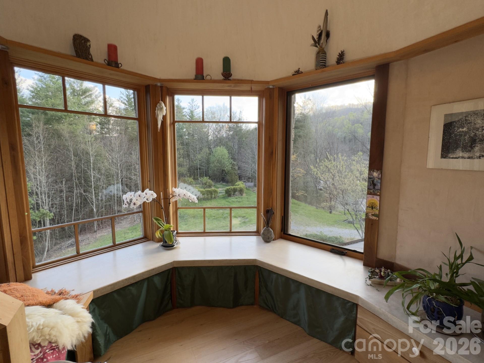 1422 Middle Fork Road Hendersonville NC 28792