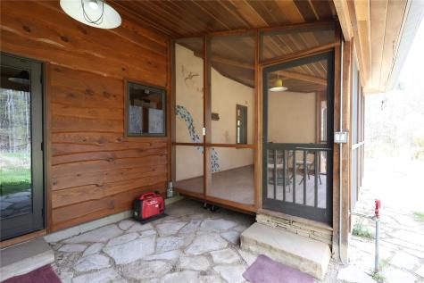 1422 Middle Fork Road Hendersonville NC 28792