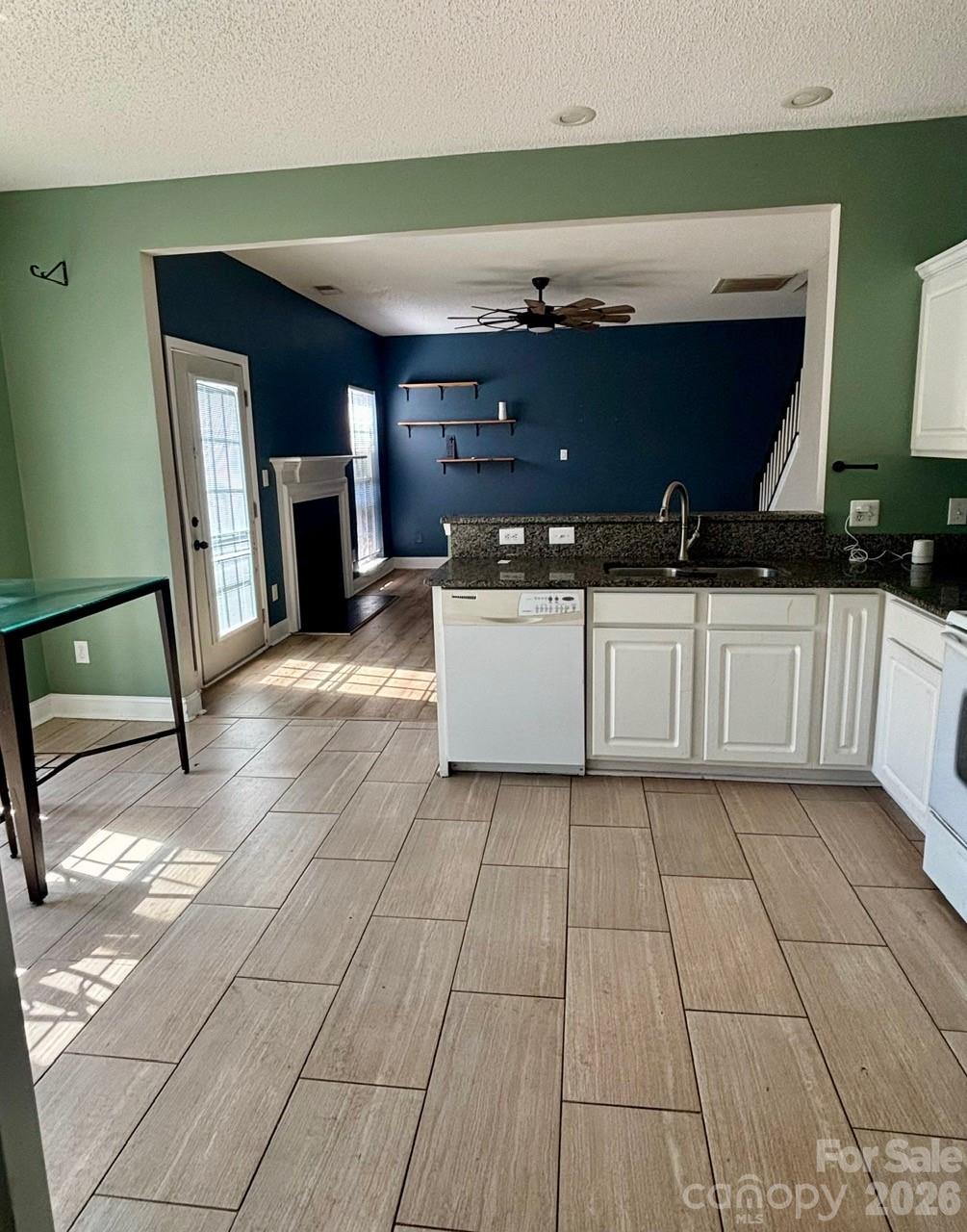 2018 Southwind Drive Charlotte NC 28216