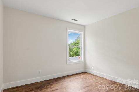 12 Whipoorwill Way Waynesville NC 28786