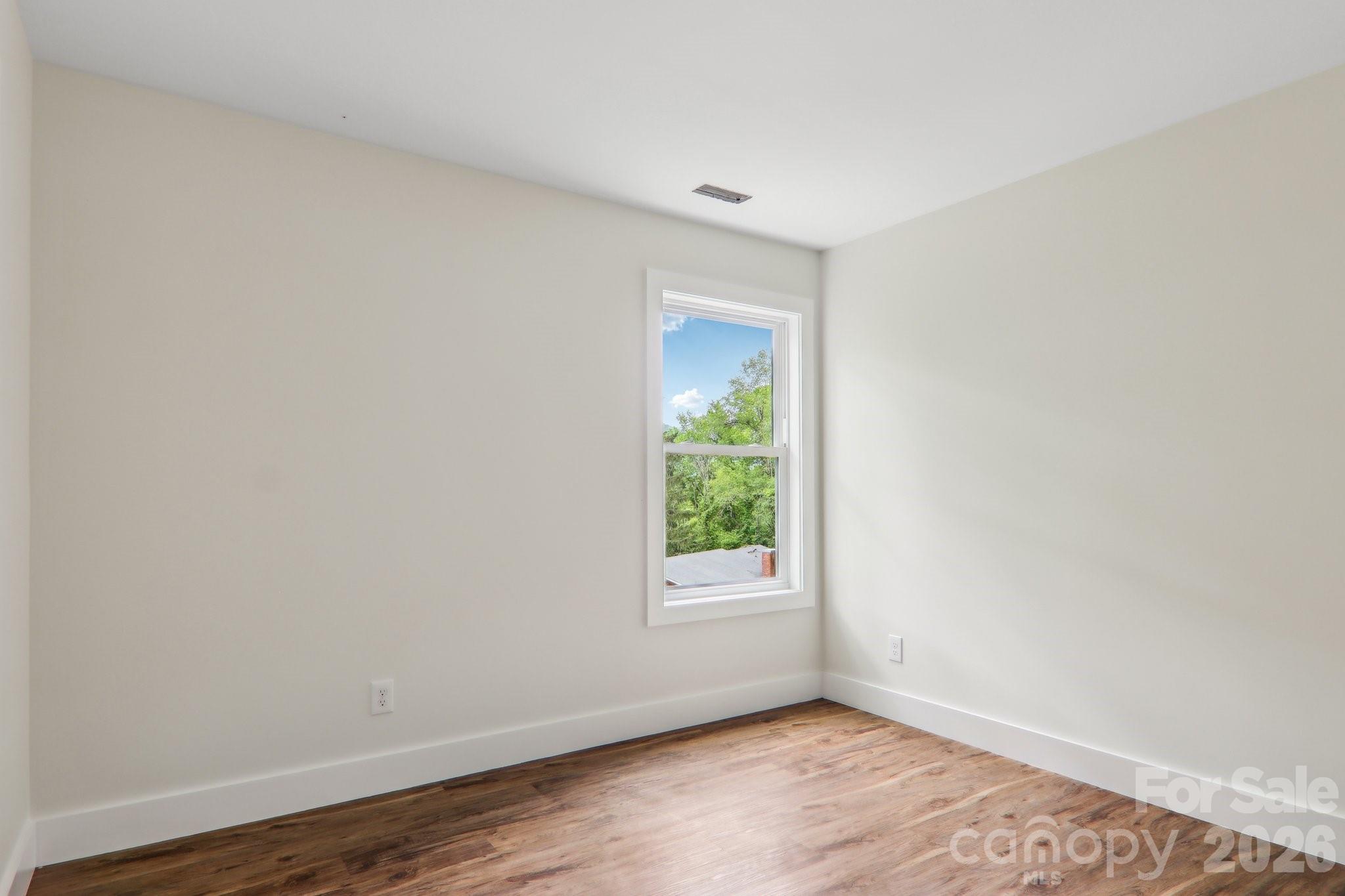 12 Whipoorwill Way Waynesville NC 28786