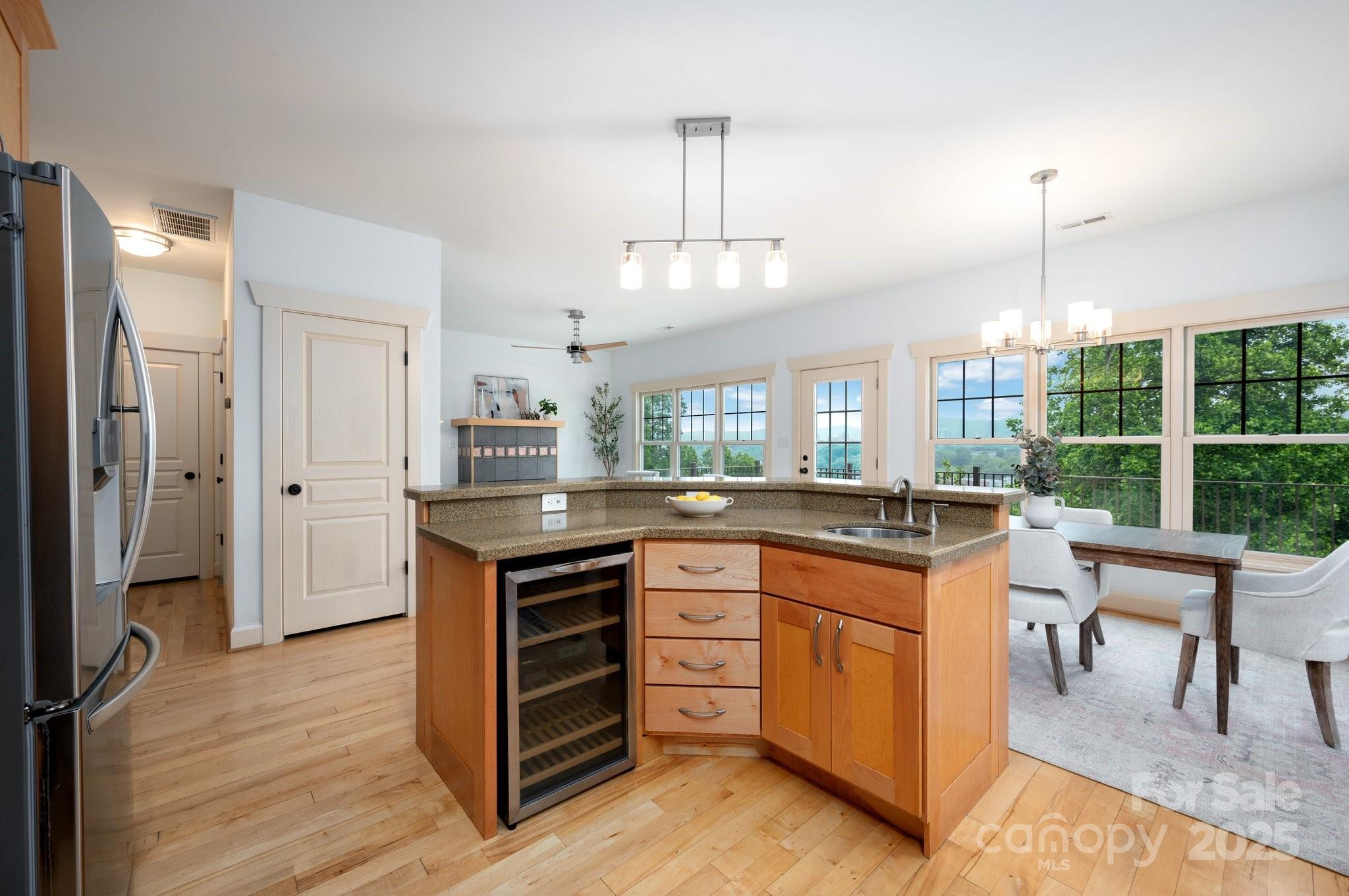 20 Grandview Drive Asheville NC 28806