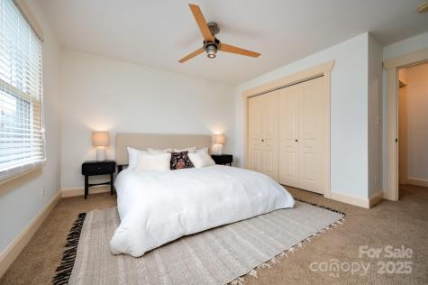 20 Grandview Drive Asheville NC 28806