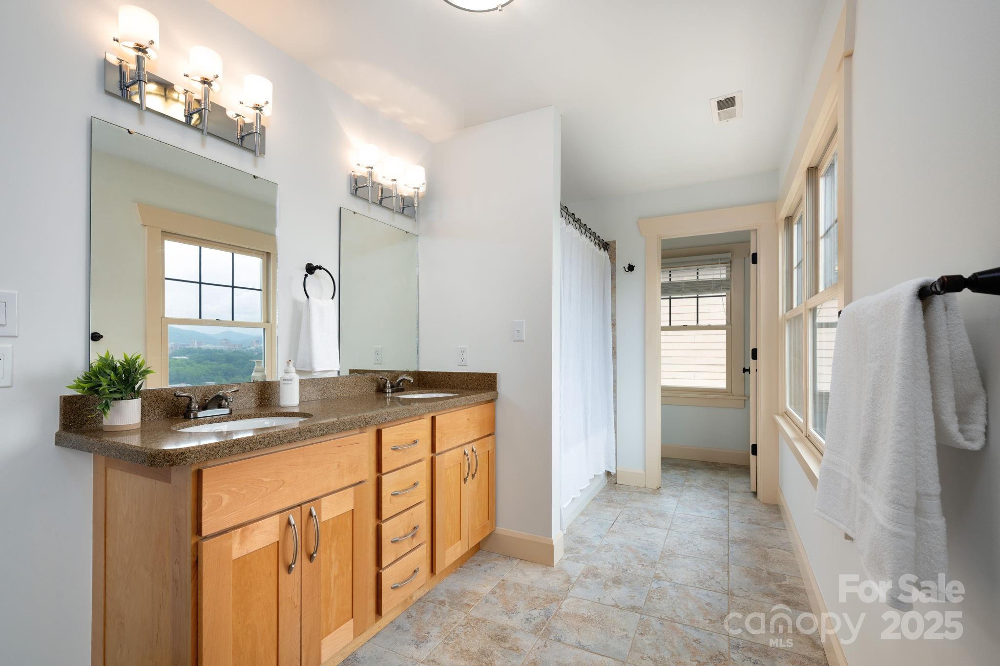 20 Grandview Drive Asheville NC 28806