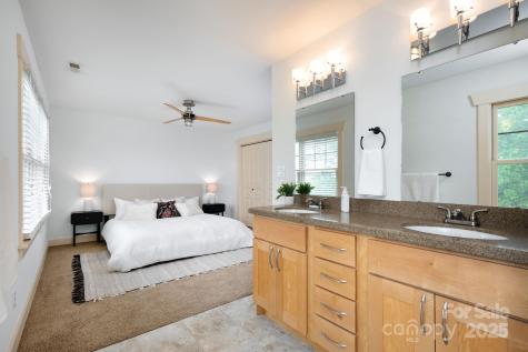 20 Grandview Drive Asheville NC 28806