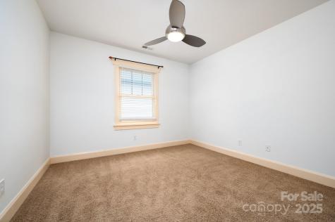 20 Grandview Drive Asheville NC 28806