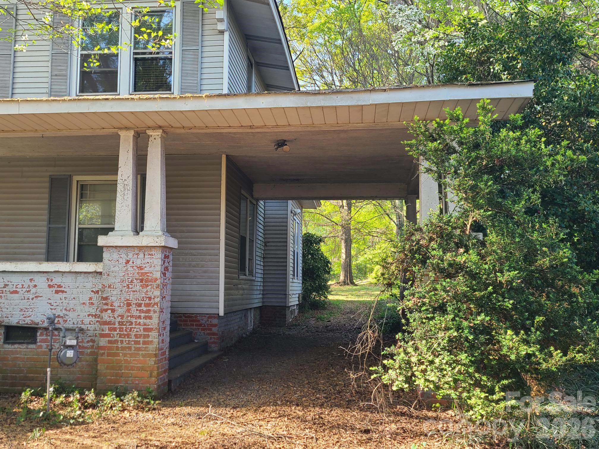 804 Emmanuel Church Road Conover NC 28613