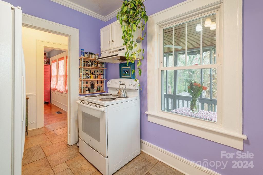 180 Houston Place Asheville NC 28801