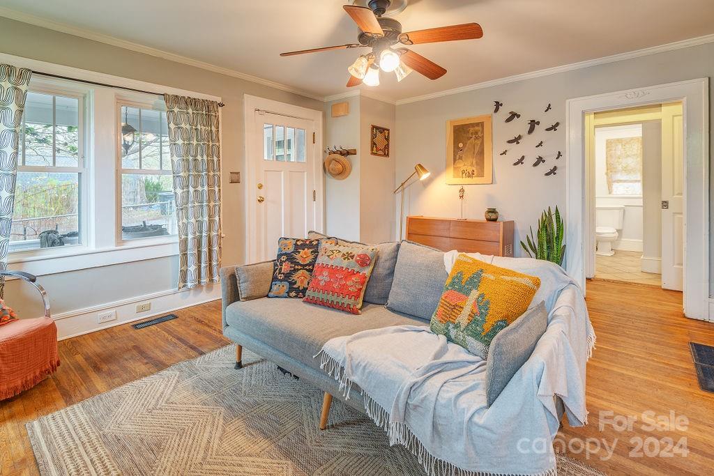 180 Houston Place Asheville NC 28801