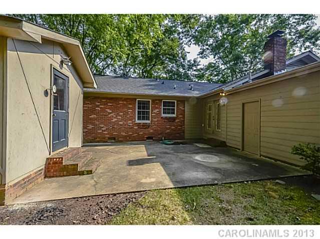 1744 Wensley Drive Charlotte NC 28210