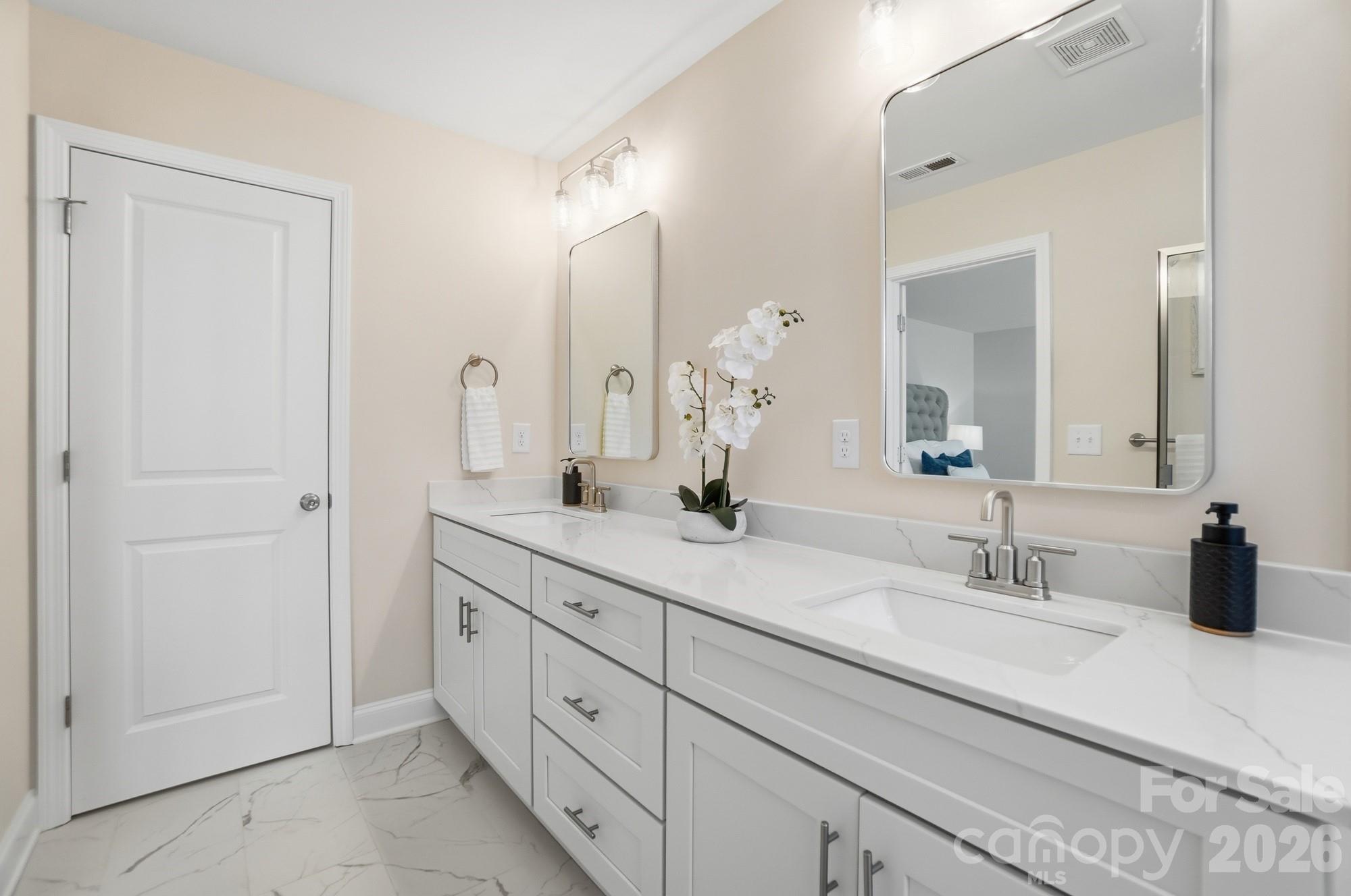 1914 Irma Street Charlotte NC 28216