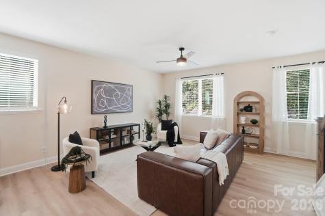1914 Irma Street Charlotte NC 28216