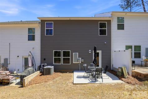 1117 Streamside Lane York SC 29745