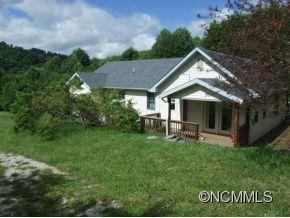 318 Sandy Way Burnsville NC 28714