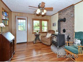 318 Sandy Way Burnsville NC 28714
