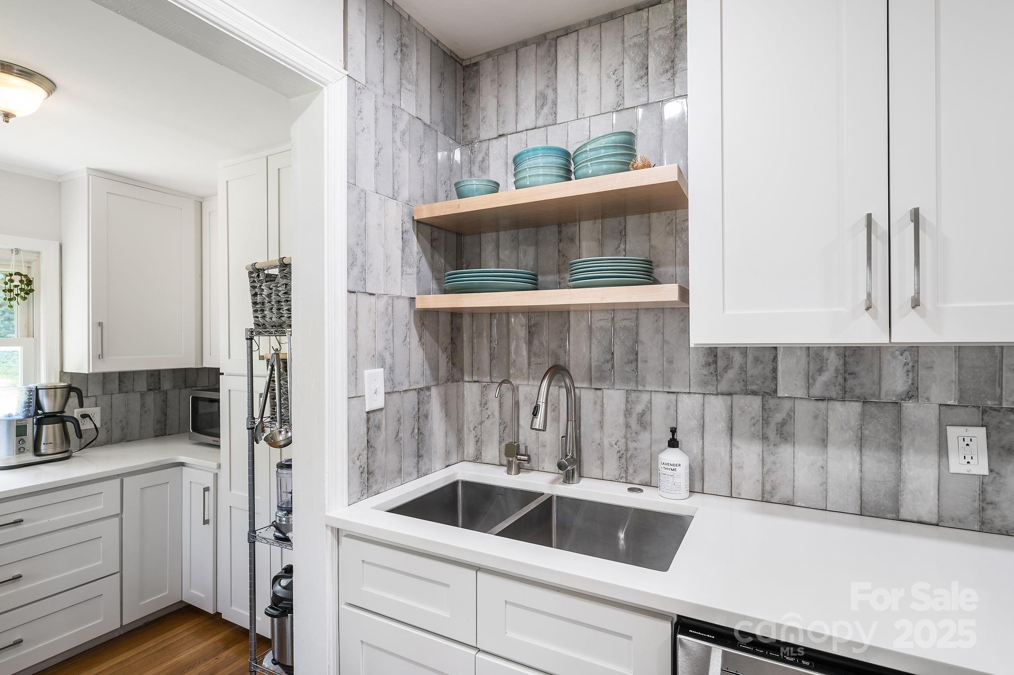 33 Wilshire Drive Asheville NC 28806