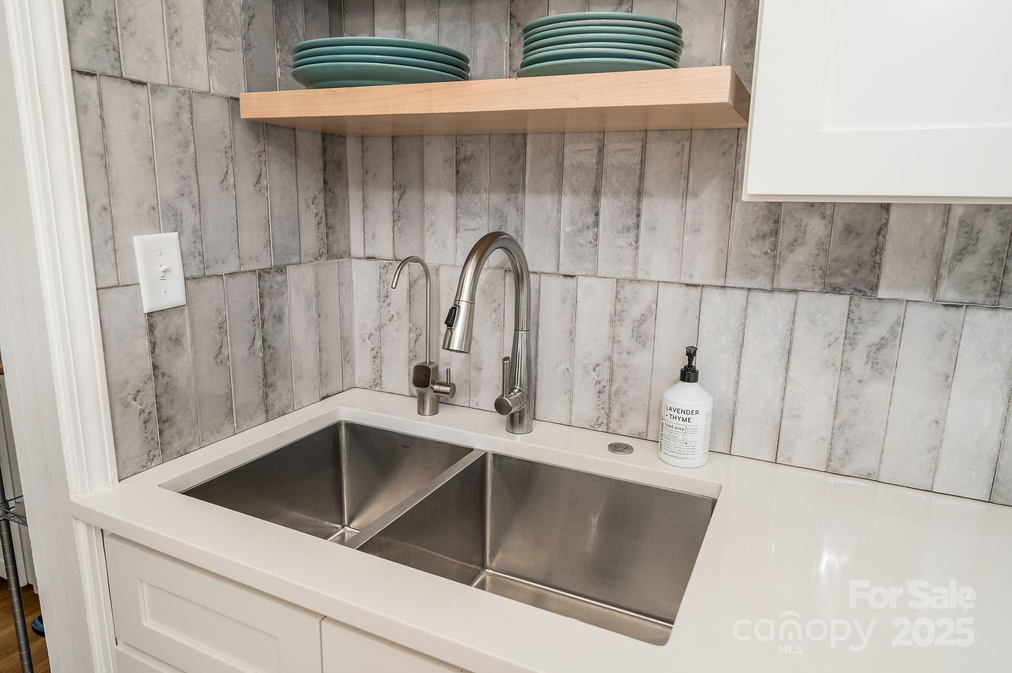 33 Wilshire Drive Asheville NC 28806