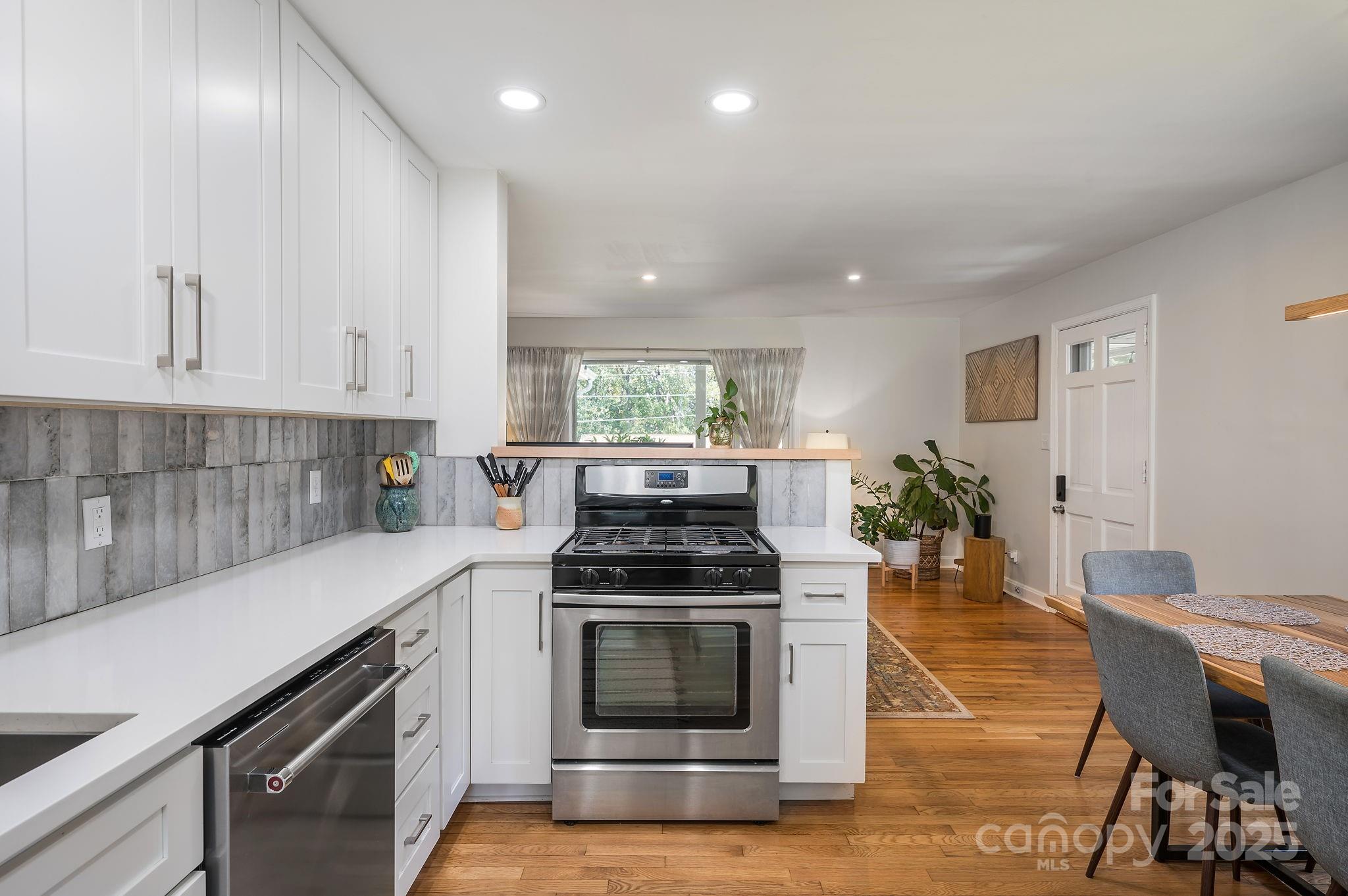 33 Wilshire Drive Asheville NC 28806