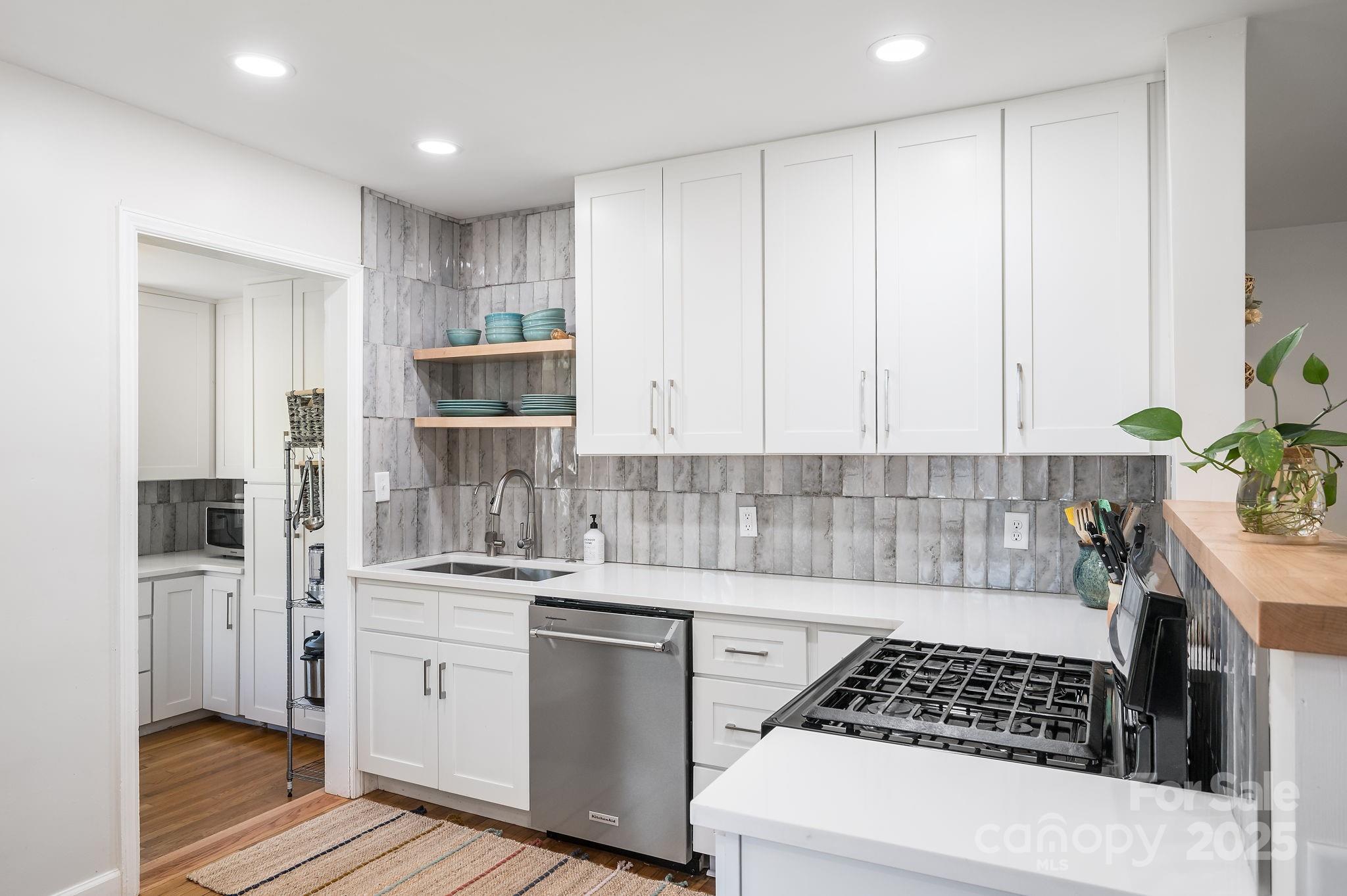 33 Wilshire Drive Asheville NC 28806