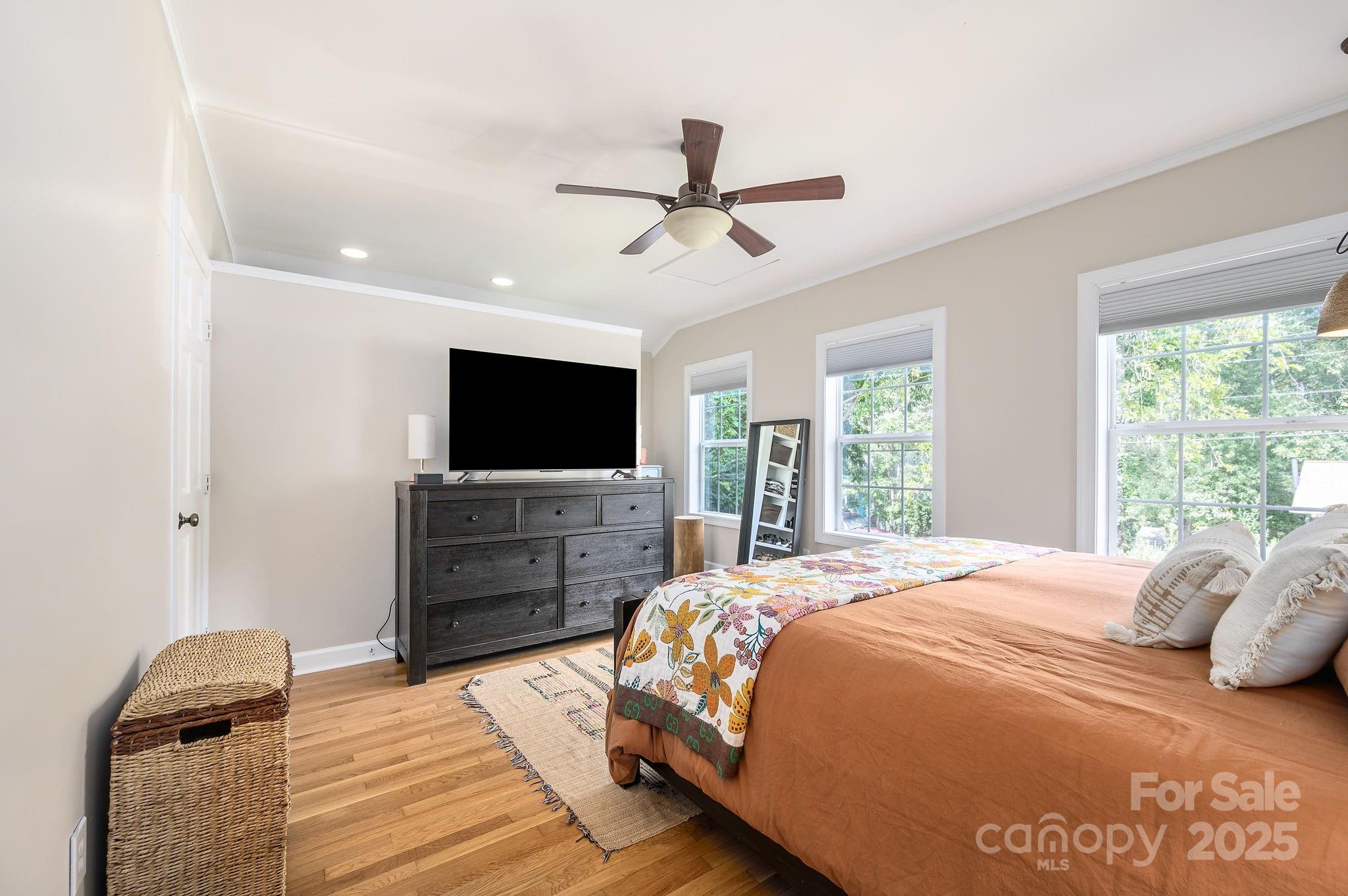 33 Wilshire Drive Asheville NC 28806