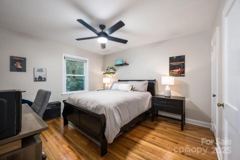 33 Wilshire Drive Asheville NC 28806