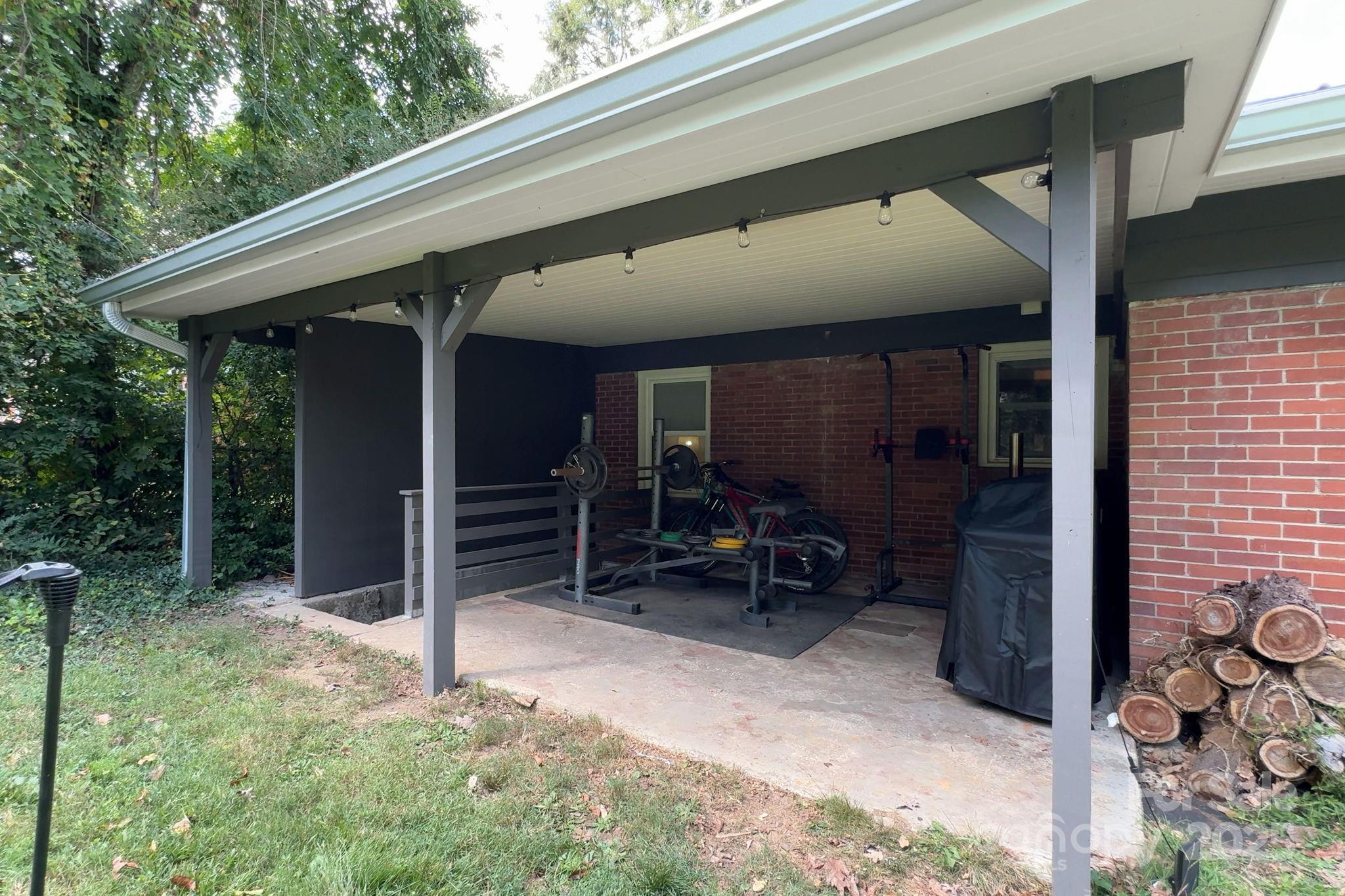 33 Wilshire Drive Asheville NC 28806