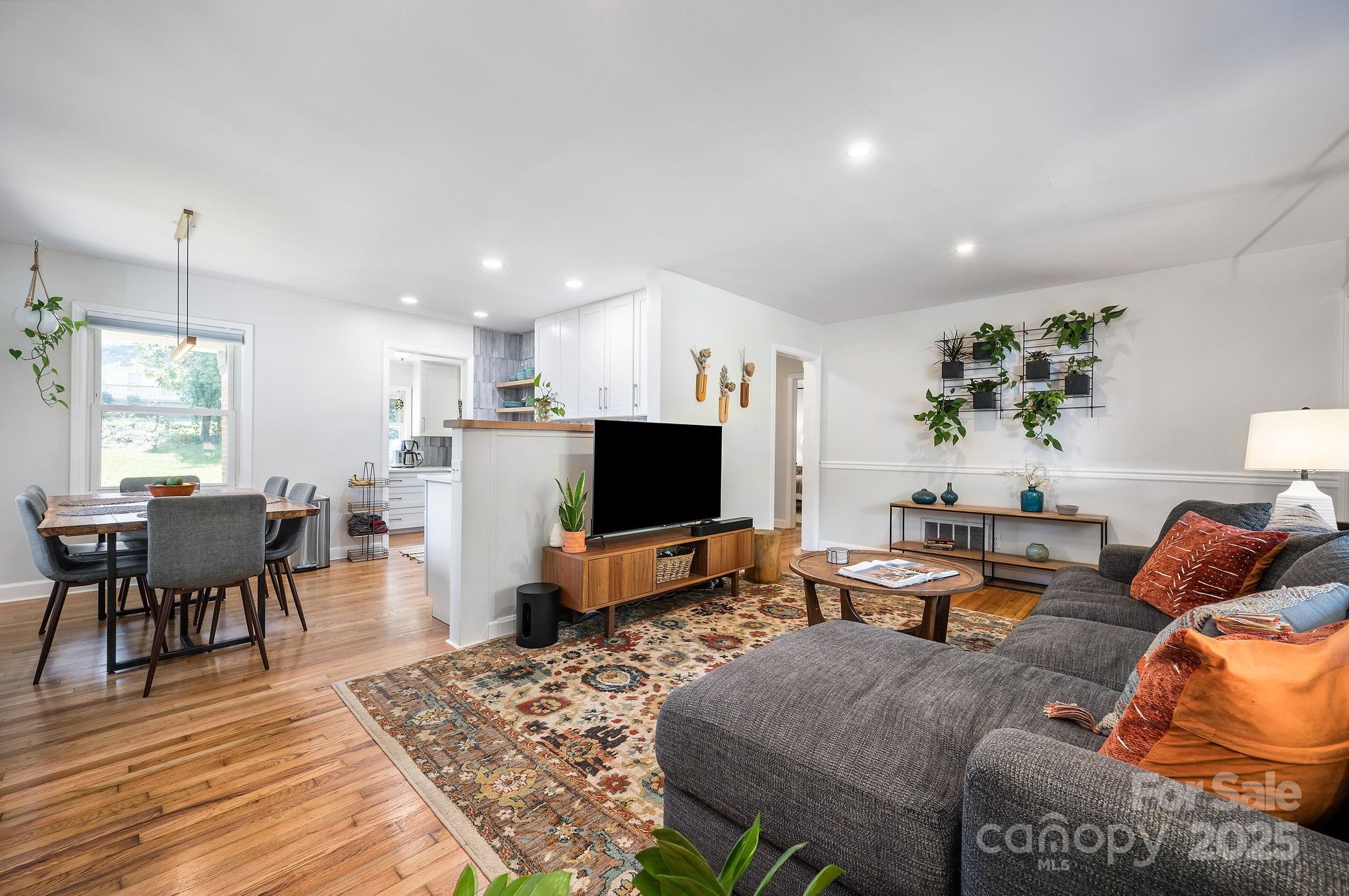 33 Wilshire Drive Asheville NC 28806