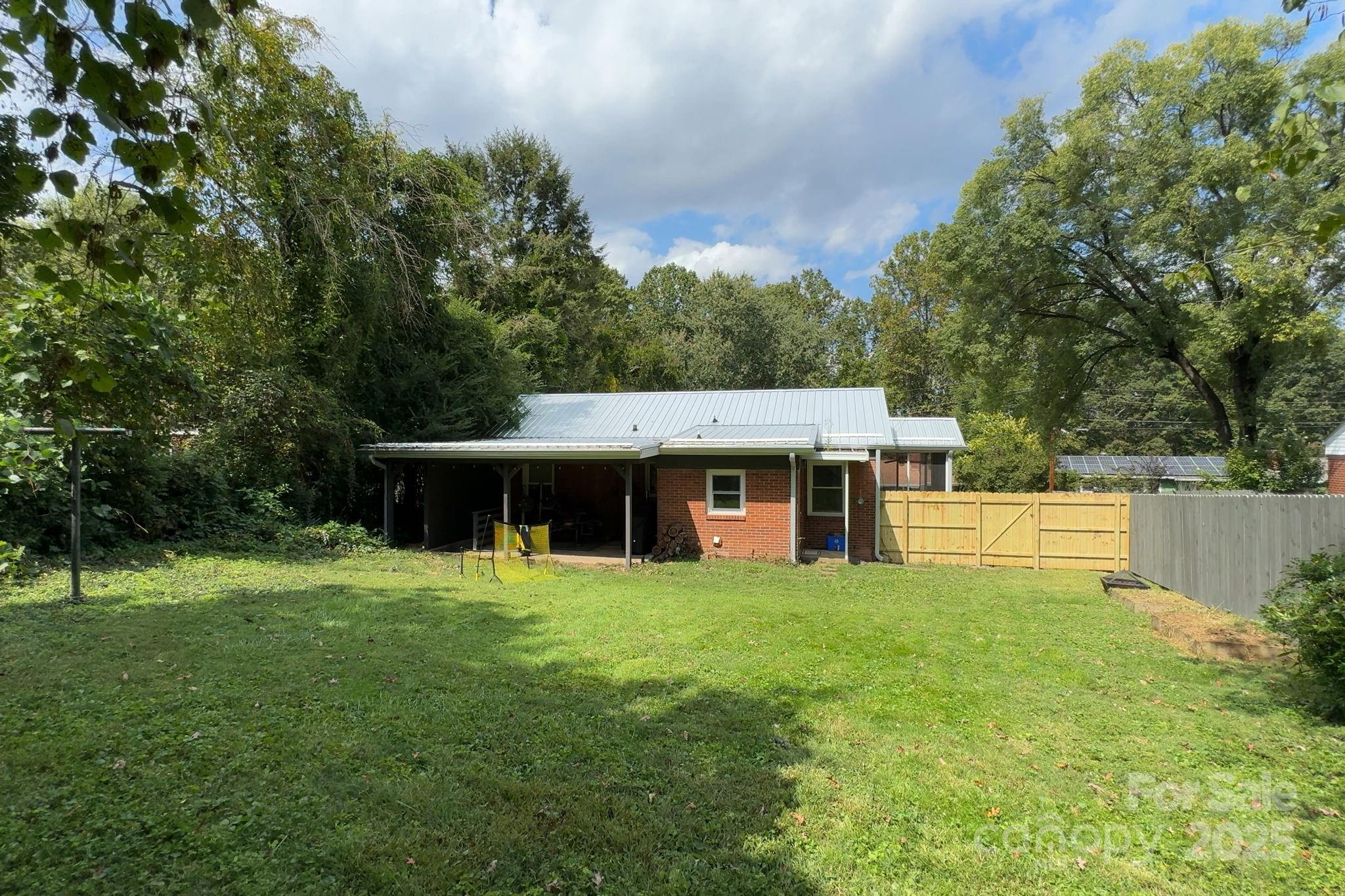 33 Wilshire Drive Asheville NC 28806