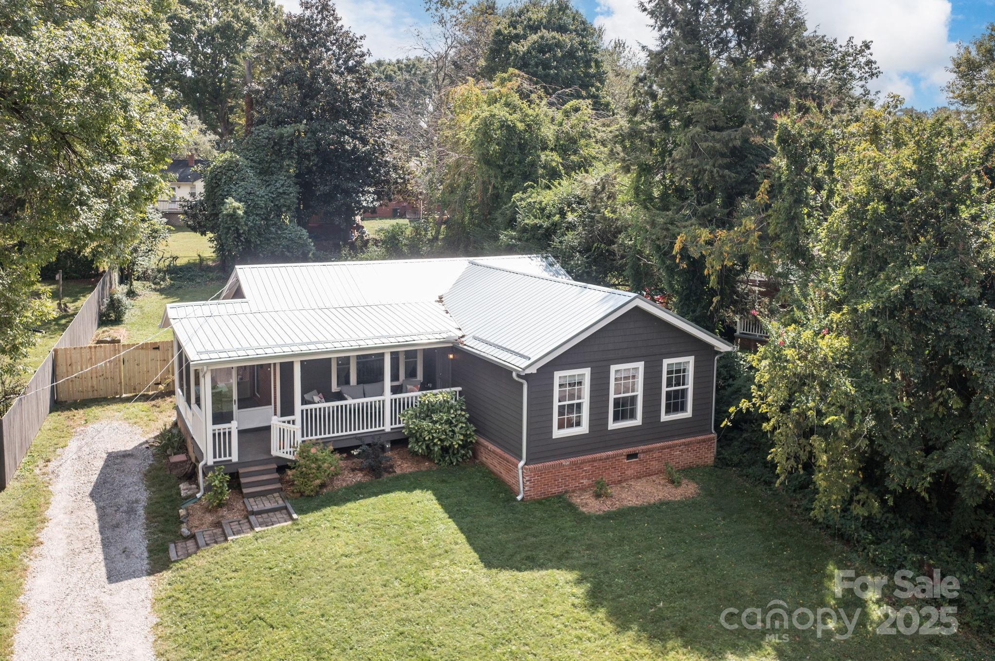 33 Wilshire Drive Asheville NC 28806