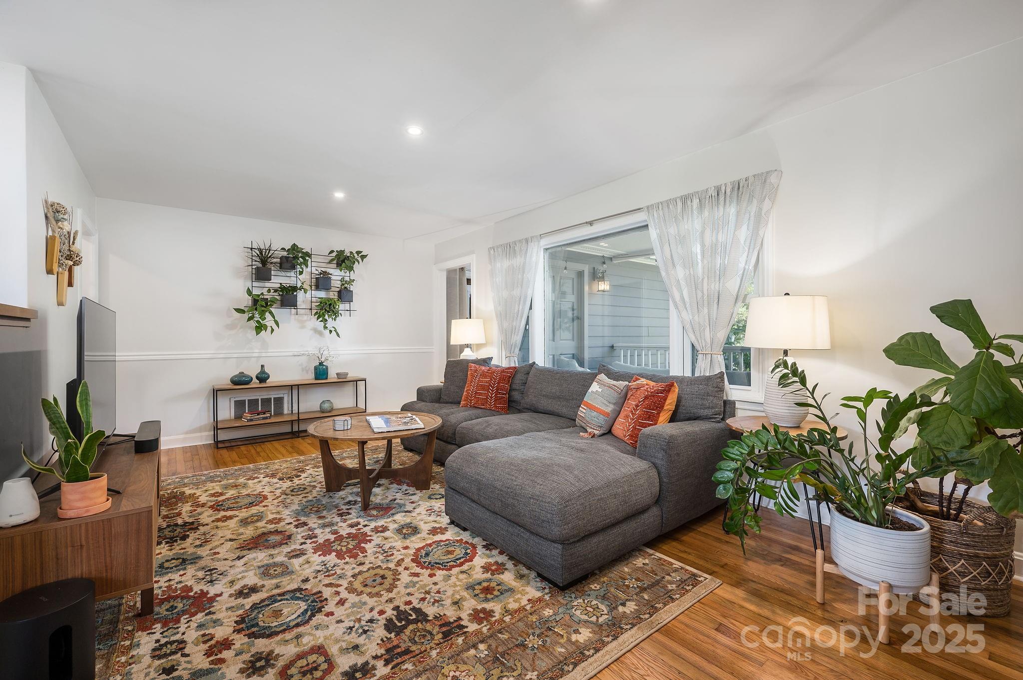 33 Wilshire Drive Asheville NC 28806