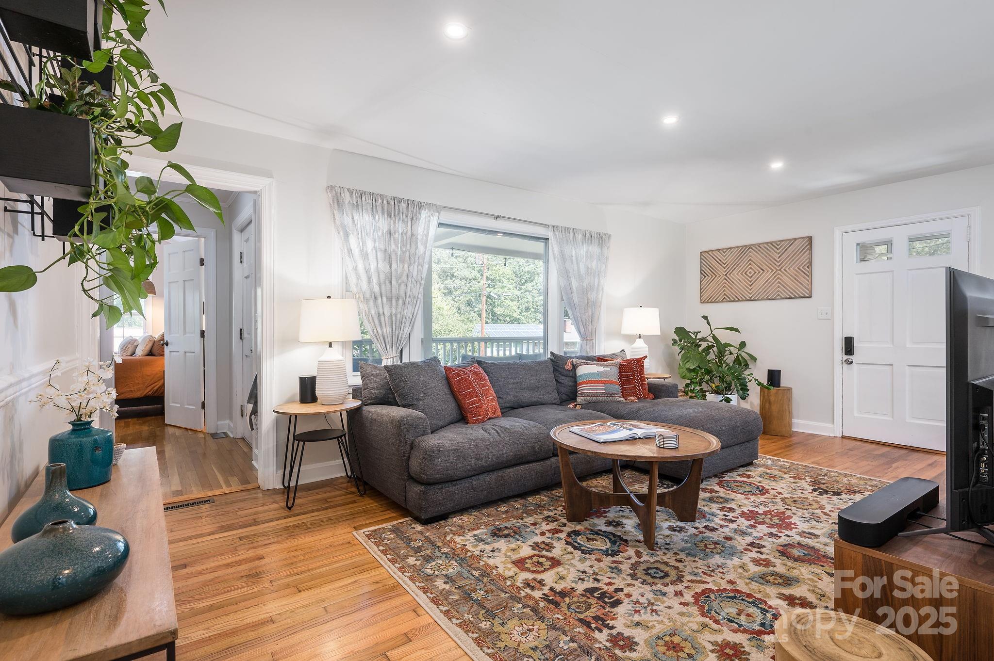 33 Wilshire Drive Asheville NC 28806