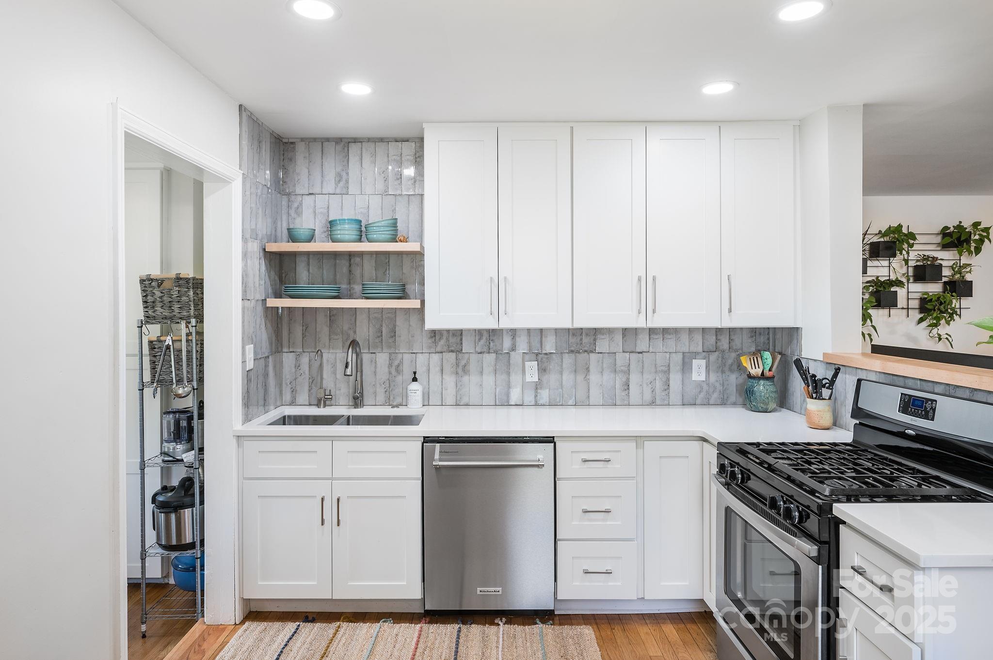 33 Wilshire Drive Asheville NC 28806