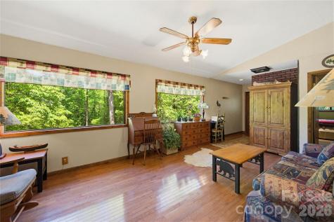 223 Little Cove Road Sylva NC 28779