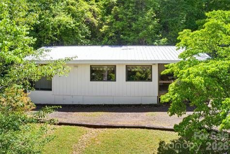 223 Little Cove Road Sylva NC 28779