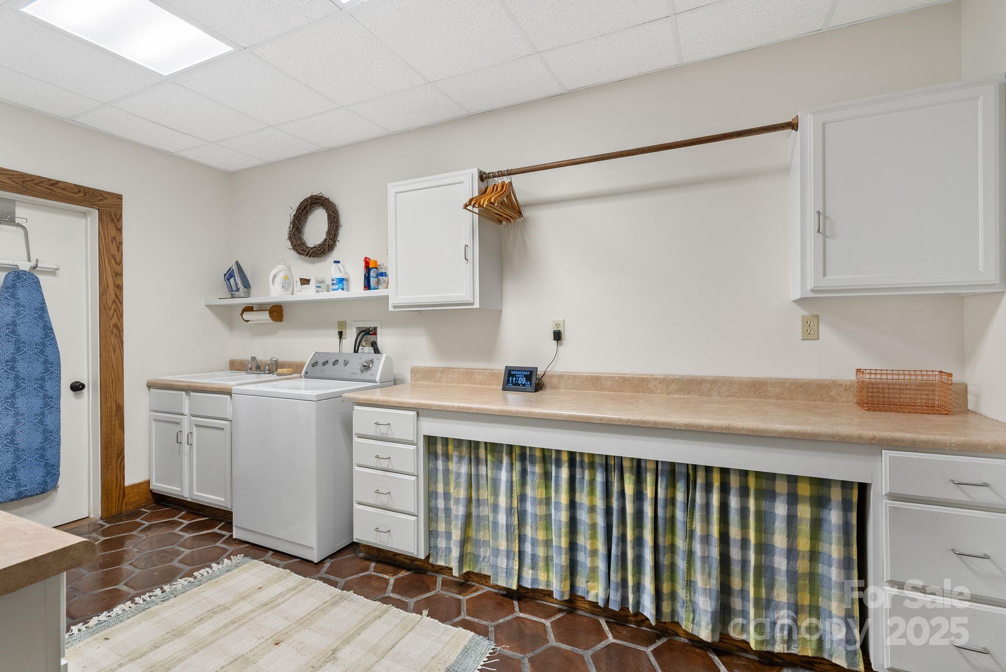 111 Flora Rose Trail Asheville NC 28803