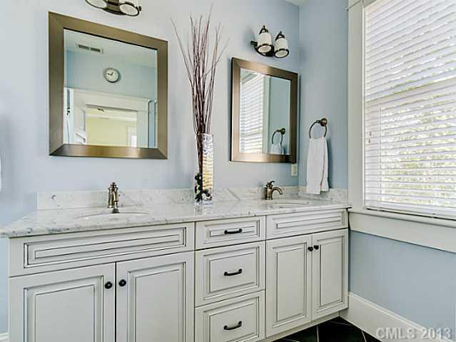 322 Circle Avenue Charlotte NC 28207