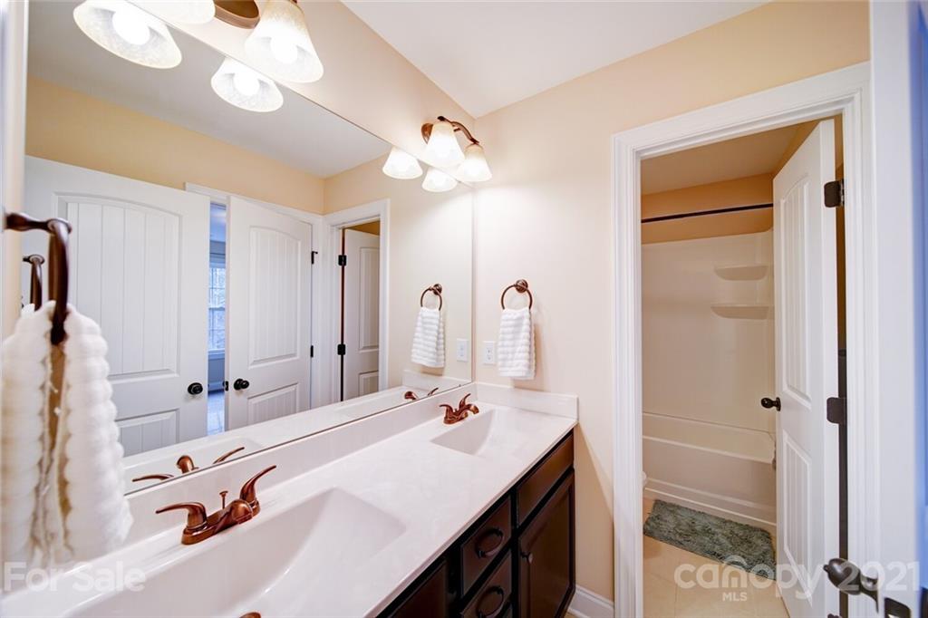 7035 Buckland Road Charlotte NC 28278