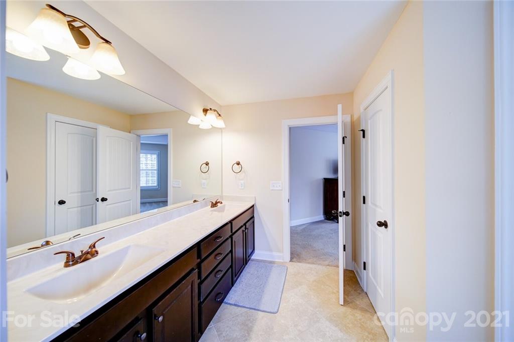 7035 Buckland Road Charlotte NC 28278