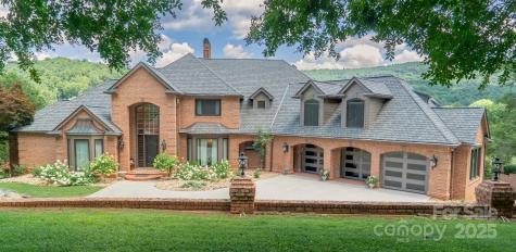 2770 Lakeview Drive Lenoir NC 28645