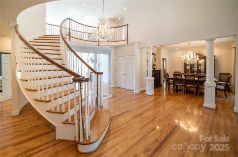 2770 Lakeview Drive Lenoir NC 28645