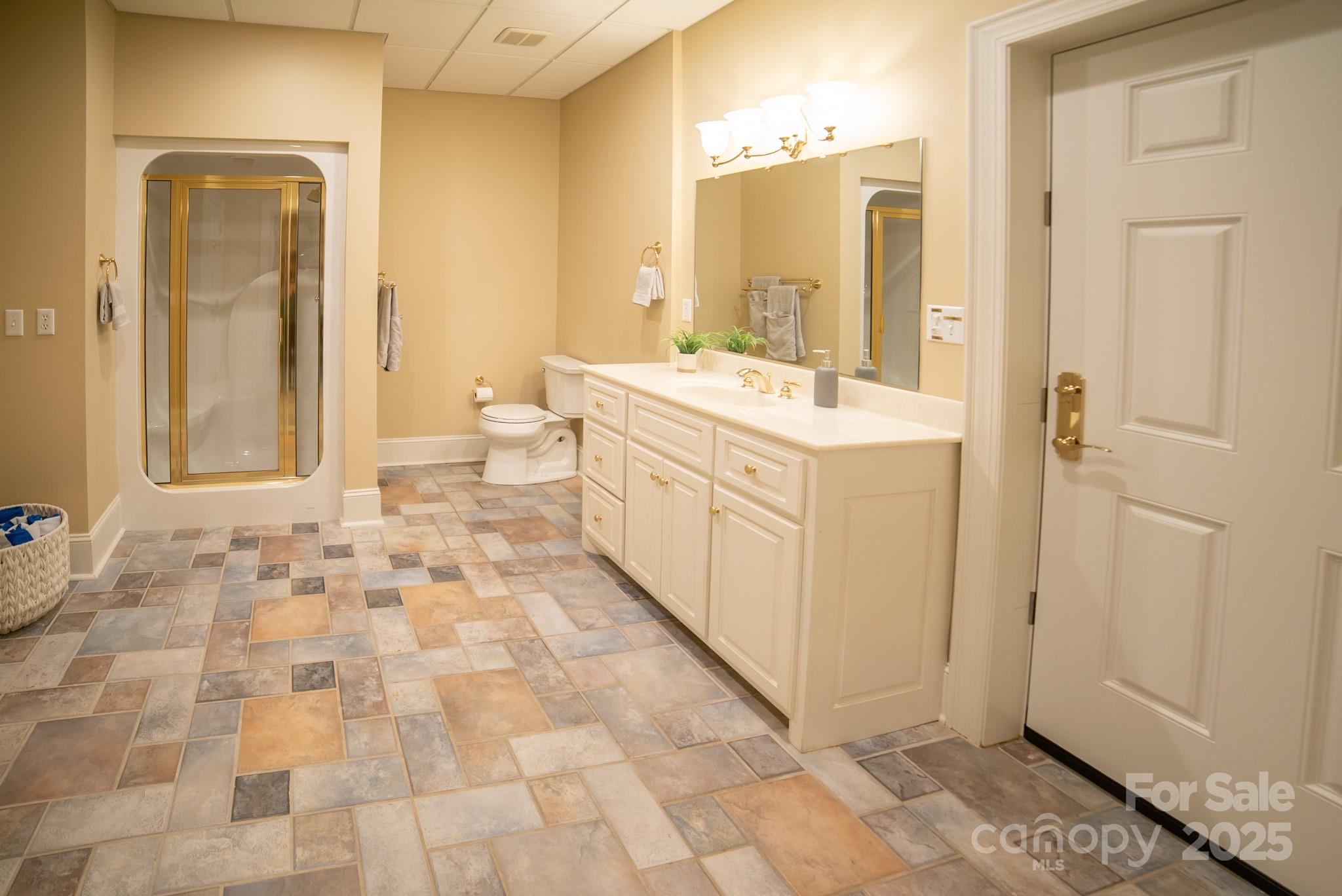 2770 Lakeview Drive Lenoir NC 28645