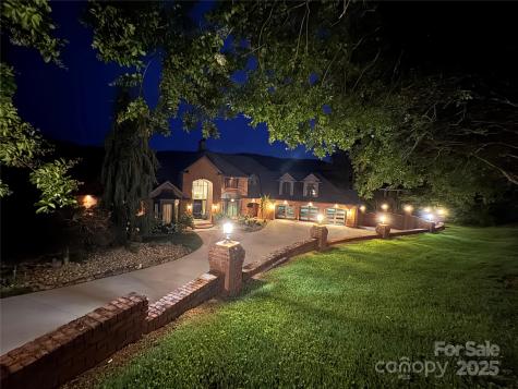 2770 Lakeview Drive Lenoir NC 28645