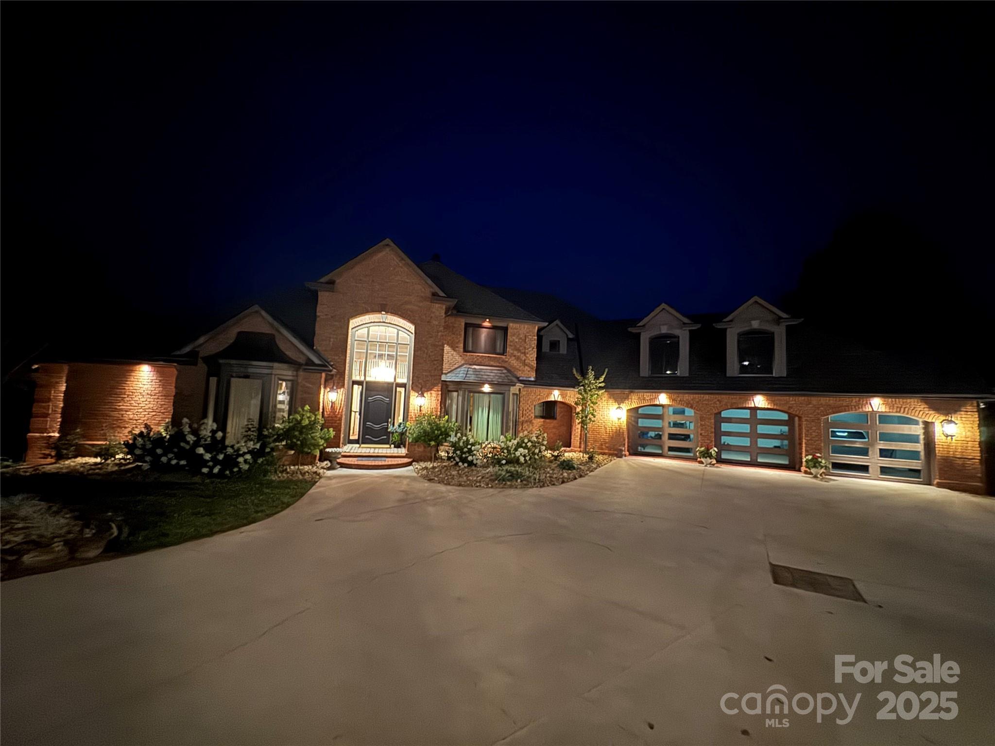 2770 Lakeview Drive Lenoir NC 28645