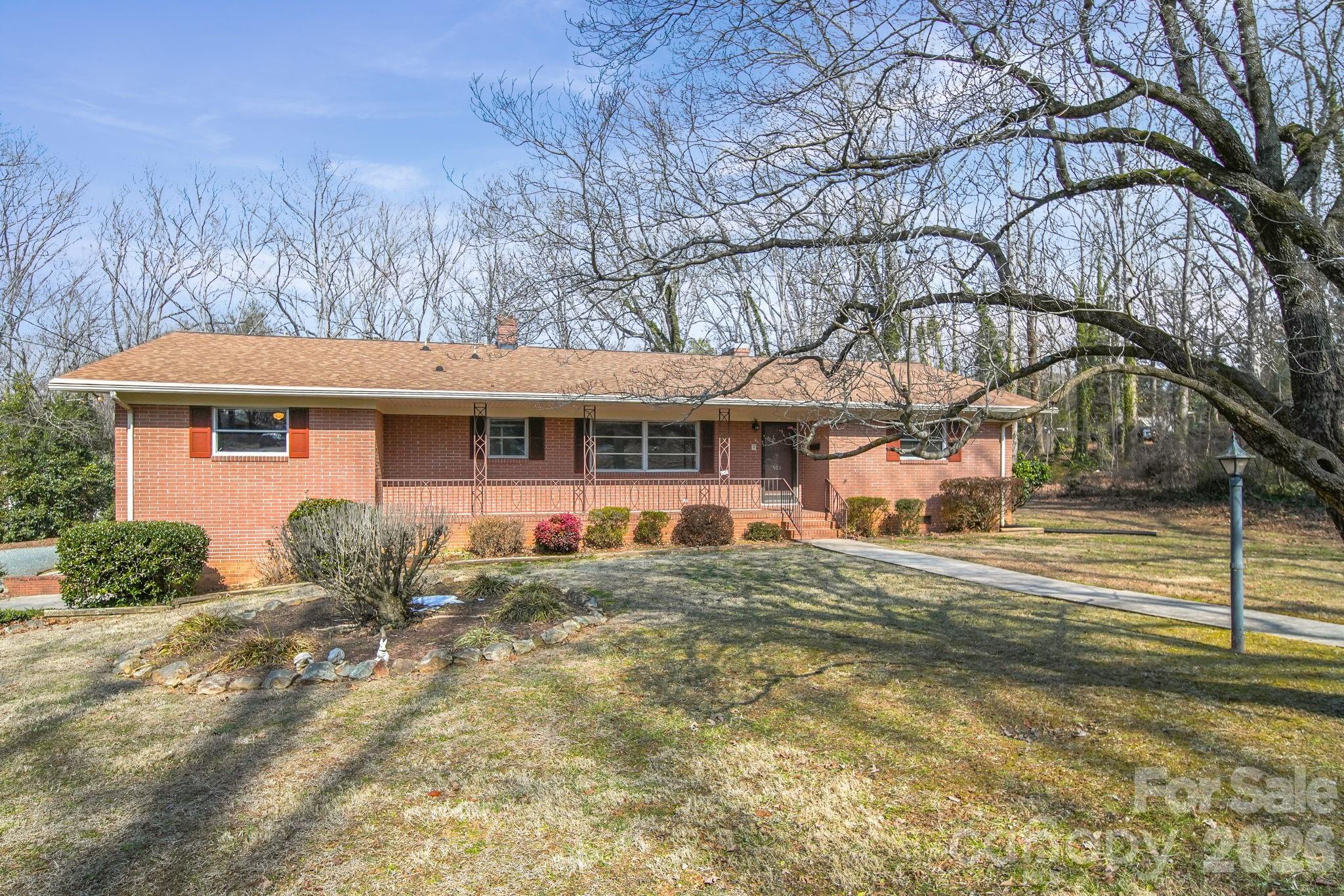 701 E Oakwood Avenue Albemarle NC 28001
